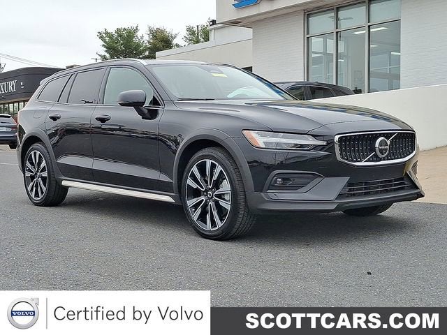 2024 Volvo V60 Cross Country